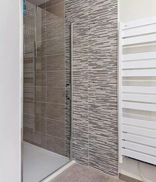 MAISON D’EXCEPTION 216 M² – 5 CHAMBRES + BUREAU – 2 SALLES DE BAIN – GARAGE 2 VOITURES – TERRAIN 2 146 M² – CALME ABSOLU ET VUE DÉGAGÉE