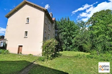 MAISON BOURGEOISE INDIVIDUELLE - 5 CHAMBRES - 2 SALLES DE BAIN - BUREAU - GARAGE - TERRAIN