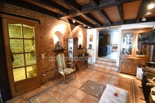 BELLE MAISON DE VILLAGE 200M2 - TERRAIN 6 ARES - GRAND GRENIER AMENAGEABLE DE 110M2 - 2 GARAGES 4 VOITURES