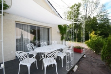 MAISON INDIVIDUELLE 112 M² – SANS VIS-À-VIS – 3 CHAMBRES + SALLE DE JEUX/BUREAU – GARAGE – TERRAIN DE + DE 7 ARES