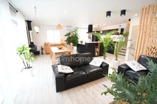 MAISON INDIVIDUELLE 112 M² – SANS VIS-À-VIS – 3 CHAMBRES + SALLE DE JEUX/BUREAU – GARAGE – TERRAIN DE + DE 7 ARES