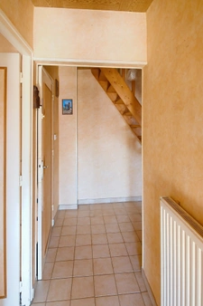 MAISON INDIVIDUELLE AU CALME – 3 CHAMBRES – GARAGE – TERRAIN 6 ARES