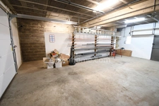Villerupt – Local commercial de 105 m² ou Possibilité de le transformer en appartement avec grand parking privatif de 150 m²