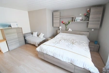 MAISON INDIVIDUELLE FAMILIALE 138 M² AVEC 4 CHAMBRES, PLATEAU AMÉNAGEABLE 100 M², GARAGE ET JARDIN – PROCHE LUXEMBOURG