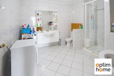 BELLE MAISON DE VILLAGE 200M2 - TERRAIN 6 ARES - GRAND GRENIER AMENAGEABLE DE 110M2 - 2 GARAGES 4 VOITURES