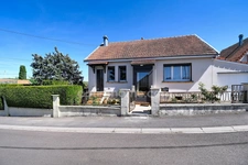 MAISON INDIVIDUELLE AU CALME – 3 CHAMBRES – GARAGE – TERRAIN 6 ARES