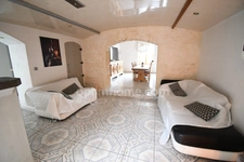 MAISON FAMILIALE DE 210M2 - 4 CHAMBRES - TERRAIN 9 ARES - GARAGE 3 VOITURES