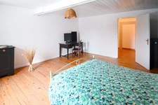 Belle maison de caractère à Lexy, 208m2 + véranda 55m2 + grenier aménageable de 75m2 , terrain plus de 6 ares, garage