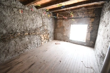 MAISON À RÉNOVER AVEC FORT POTENTIEL – VILLE-AU-MONTOIS