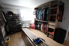 BELLE MAISON INDIVIDUELLE PLAIN PIED SURELEVE - 5 CHAMBRES - TERRAIN 6 ARES - GARAGE