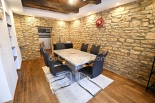 MAISON DE VILLAGE 107M2 ENVIRON - 3 CHAMBRES - 1 BUREAU - GARAGE