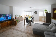 BELLE MAISON 142M2 - 3 CHAMBRES - TERRASSE - GARAGE