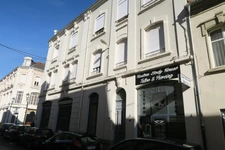 LOCAL COMMERCIAL SUR 2 NIVEAUX À LONGWY-HAUT
