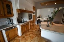 MAISON MITOYENNE DE 82 M2 ENV + GRENIER DE 38M2 - GRAND GARAGE DE 40M2- TERRAIN 283M2