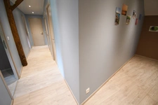 CHARMANTE FERMETTE EN PIERRE 205M2 - GRENIER 30M2 - GRAND GARAGE - TERRAIN DE PRESQUE 9 ARES