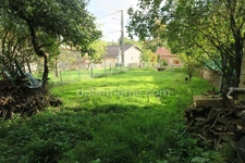 GRANGE DE 250M2 ENVIRON A RENOVER SUR TERRAIN DE 3 ARES 70