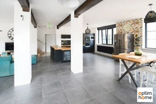UNE PROPRIÉTÉ DE CARACTÈRE DE 325 M² SUR PLUS DE 35 ARES, AVEC PISCINE ET 11 GARAGES !
