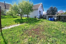 MAISON INDIVIDUELLE AU CALME – 3 CHAMBRES – GARAGE – TERRAIN 6 ARES