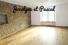 BELLE MAISON DE VILLAGE 200M2 - TERRAIN 6 ARES - GRAND GRENIER AMENAGEABLE DE 110M2 - 2 GARAGES 4 VOITURES