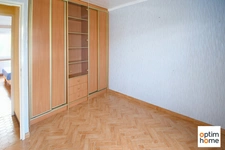 MAISON DE PLAIN PIED SURELEVE - VUE DEGAGEE - TERRAIN 12 ARES 37