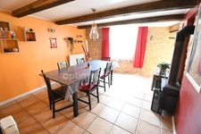 CHARMANTE FERMETTE EN PIERRE 205M2 - GRENIER 30M2 - GRAND GARAGE - TERRAIN DE PRESQUE 9 ARES