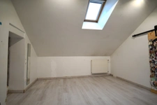 BIEN ATYPIQUE - 142M2 - 6 CHAMBRES - 2 SALLES DE BAIN - JARDIN - TERRASSE