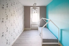 MAISON INDIVIDUELLE SPACIEUSE AVEC POTENTIEL - TERRASSE ET JARDIN