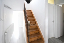 MAISON INDIVIDUELLE SPACIEUSE AVEC POTENTIEL - TERRASSE ET JARDIN