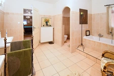 EXCLUSIVITÉ – MAISON DE CARACTÈRE 278 m² – TERRAIN 18 ARES – PRESTATIONS RARES