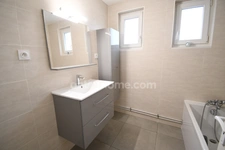 BELLE MAISON INDIVIDUELLE PLAIN PIED SURELEVE - 5 CHAMBRES - TERRAIN 6 ARES - GARAGE