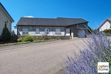 MAISON PLAIN PIED AVEC EXTENSION A TERMINER - 156 M2 ENVIRON POUR L'ENSEMBLE - TERRAIN 6 ARES 71 - GARAGE