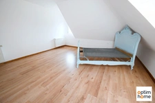 TRES BELLE MAISON INDIVIDUELLE - 4 CHAMBRES - 2 SALLES DE BAIN - 2 GARAGES - TERRAIN DE 25 ARES