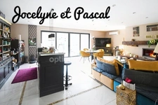 RARE OPPORTUNITÉ IMMOBILIÈRE À LONGUYON – ENSEMBLE DE 1 400 m² SUR PARC ARBORÉ DE 27 ARES ENVIRON