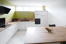SPACIEUX REZ-DE-CHAUSSÉE AVEC GARAGE, À DEUX PAS DU LUXEMBOURG