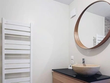 MAISON D’EXCEPTION 216 M² – 5 CHAMBRES + BUREAU – 2 SALLES DE BAIN – GARAGE 2 VOITURES – TERRAIN 2 146 M² – CALME ABSOLU ET VUE DÉGAGÉE