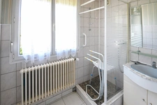 MAISON INDIVIDUELLE AU CALME – 3 CHAMBRES – GARAGE – TERRAIN 6 ARES