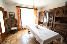 En exclusivité, maison individuelle à Longuyon – fort potentiel à découvrir !
