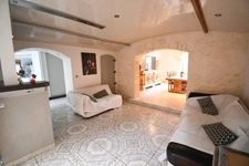 MAISON FAMILIALE DE 210M2 - 4 CHAMBRES - TERRAIN 9 ARES - GARAGE 3 VOITURES