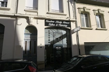 LOCAL COMMERCIAL SUR 2 NIVEAUX À LONGWY-HAUT