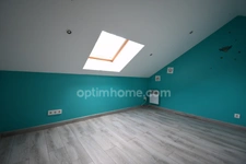 BIEN ATYPIQUE - 142M2 - 6 CHAMBRES - 2 SALLES DE BAIN - JARDIN - TERRASSE