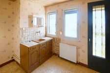 MAISON INDIVIDUELLE AU CALME – 3 CHAMBRES – GARAGE – TERRAIN 6 ARES