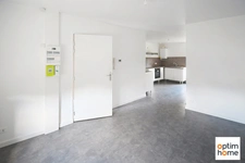 MAISON BOURGEOISE INDIVIDUELLE - 5 CHAMBRES - 2 SALLES DE BAIN - BUREAU - GARAGE - TERRAIN