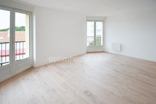 APPARTEMENT DE 97.6M2 AVEC 3 CHAMBRES, 2 SALLES DE BAIN, PARKING, BALCON, CAVE