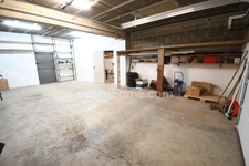 Villerupt – Local commercial de 105 m² ou Possibilité de le transformer en appartement avec grand parking privatif de 150 m²