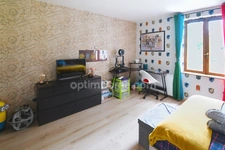 SUPERBE MAISON 6 CHAMBRES – 2 SALLES DE BAIN – GRAND GARAGE – 200 M² – HUSSIGNY-GODBRANGE AVEC VUE IMPRENABLE