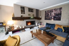 RARE OPPORTUNITÉ IMMOBILIÈRE À LONGUYON – ENSEMBLE DE 1 400 m² SUR PARC ARBORÉ DE 27 ARES ENVIRON
