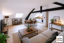 APPARTEMENT AU DEUXIEME ET DERNIER ETAGE - 2 CHAMBRES - PLACE PARKING - CAVE - REFAIT A NEUF
