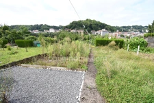 MAISON MITOYENNE DE 82 M2 ENV + GRENIER DE 38M2 - GRAND GARAGE DE 40M2- TERRAIN 283M2