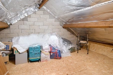 MAISON FAMILIALE 4 CHAMBRES AVEC GARAGE ET JARDIN À LONGWY-HAUT 