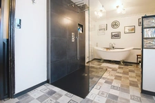 Belle maison de caractère à Lexy, 208m2 + véranda 55m2 + grenier aménageable de 75m2 , terrain plus de 6 ares, garage